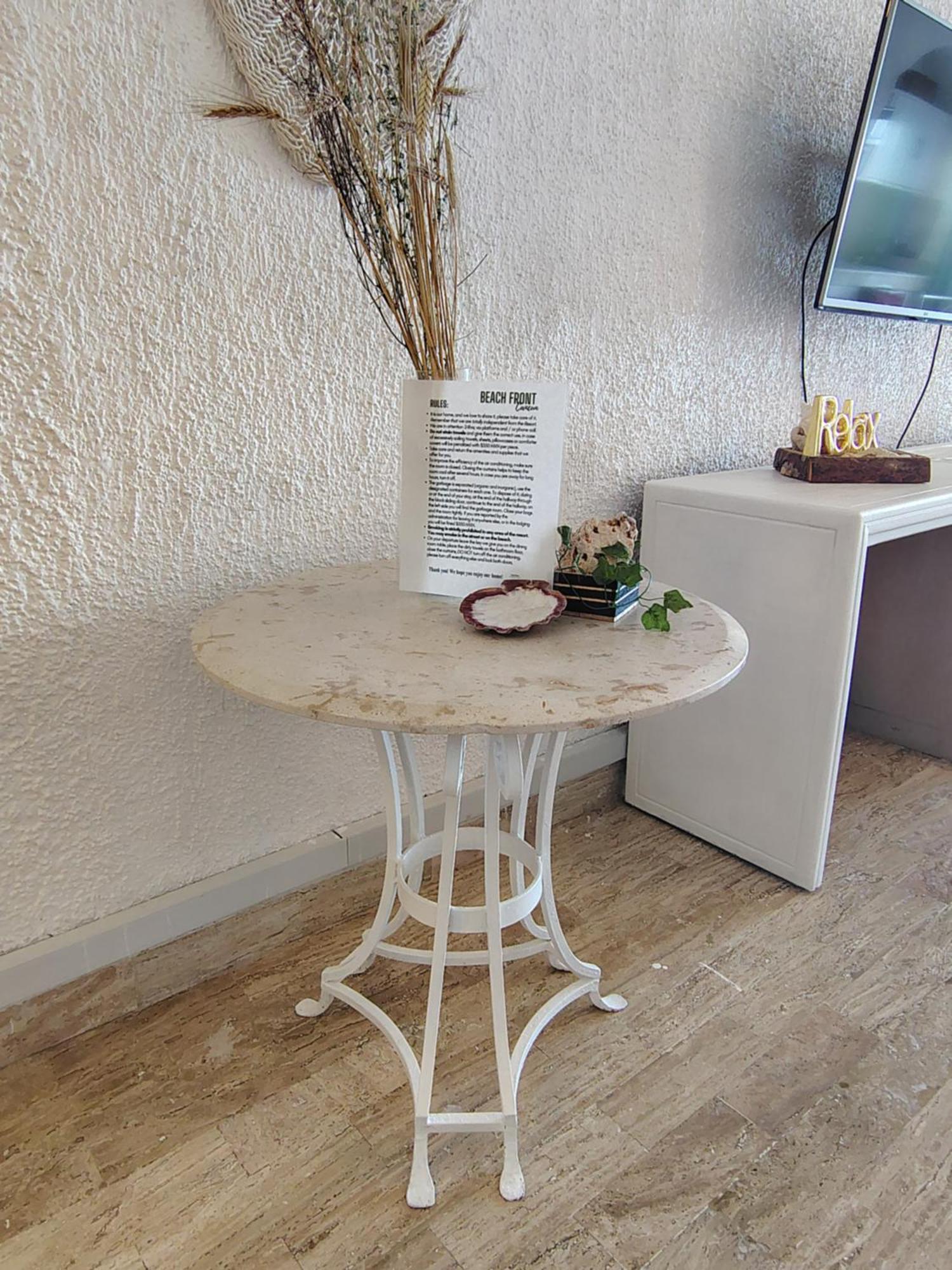 Beachfront Studio With Ocean View Канкун Екстериор снимка